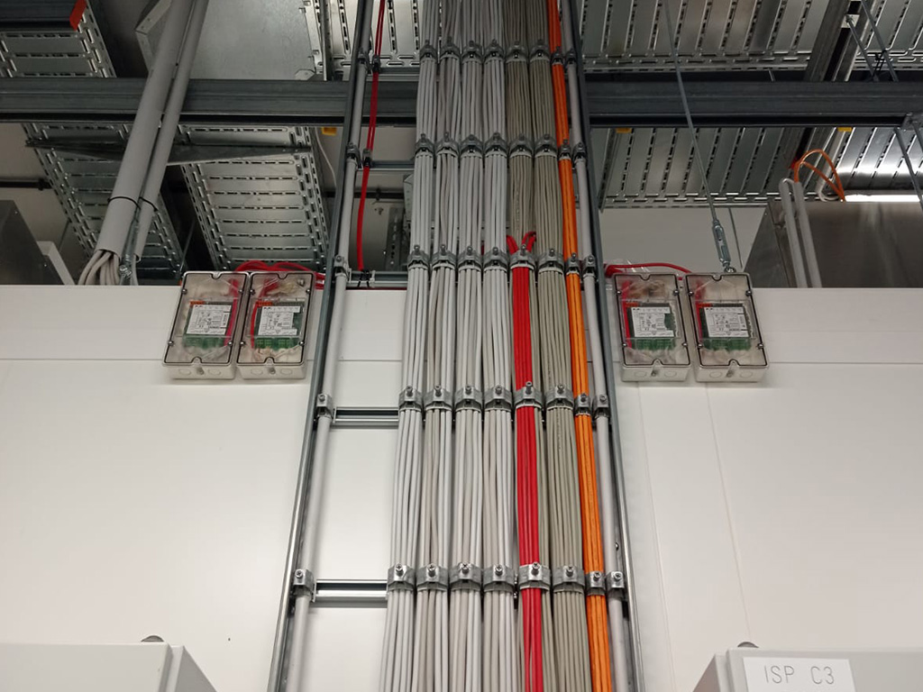 Installation von elektrischen Geräten